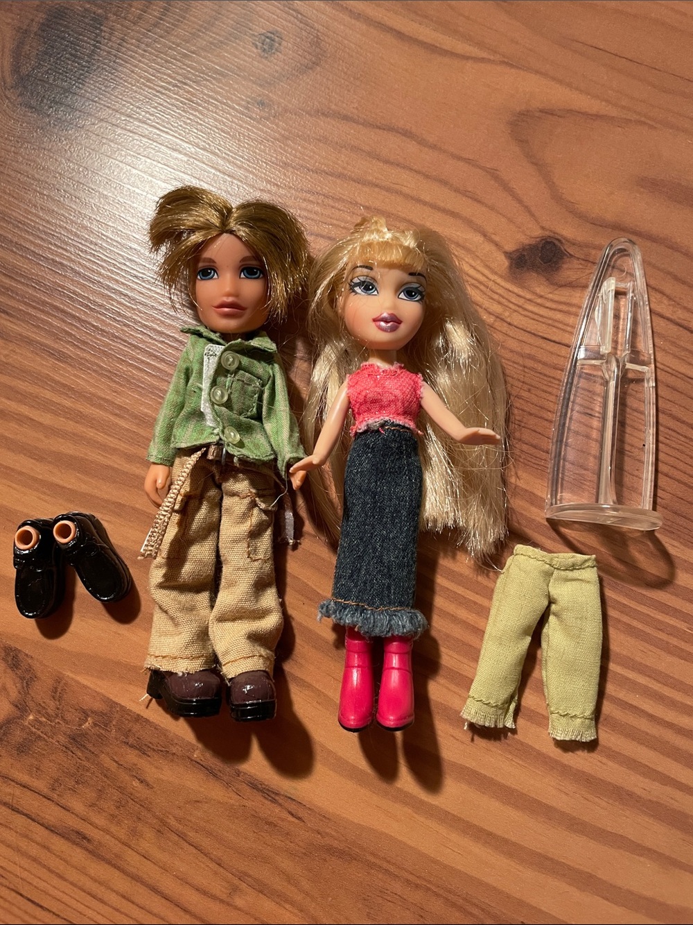 2 Mini Bratz MGA Entertainment Cameron and Chloe
